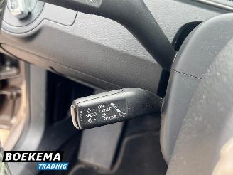 Volkswagen Passat 1.4 TSI Comfortline Navi Climate Cruise PDC picture 27