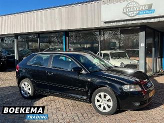 skadebil auto Audi A3 1.6 Ambition Pro Line Climate PDC 2005/5