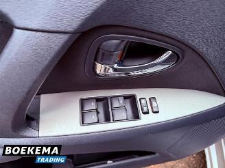 Toyota Avensis wagon 1.8 VVTi Navigatie Camera Climate Cruise picture 14