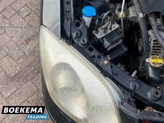 Toyota Avensis 1.8 VVTi Linea Luna Climate Trekhaak picture 10