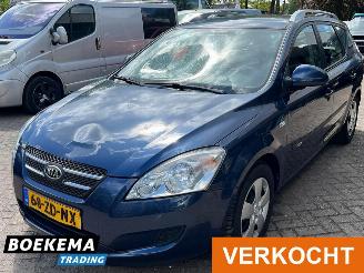 Kia Cee d cee'd 1.4 X-tra Climate PDC Trekhaak picture 4