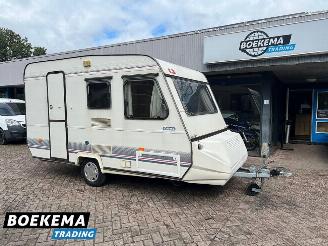 dommages caravanes Adria  Optima 400 TD Stapelbed Fietsendrager 1993/8