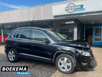 Damaged car Volkswagen Tiguan 1.4 TSI R-Line Panorama Navigatie Leer Stoelverwarming 2014/1