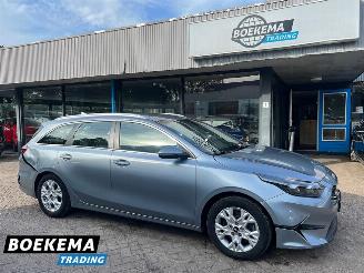 krockskadad bil auto Kia Ceed 1.5 T-GDi Dynamic 160PK Camera Navi Cruise Clima 2022/7