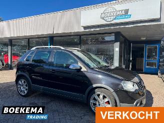 skadebil auto Volkswagen Polo 1.6 16V Cross 105PK Leer Cruise Clima 2009/3