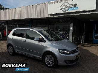 Schadeauto Volkswagen Golf plus 1.6 TDI Highline DSG Stoelverwarming Trekhaak 2013/5