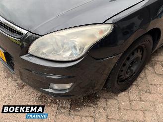 Hyundai I-30 1.6i Dynamic Automaat Clima Elektrische Ramen picture 5