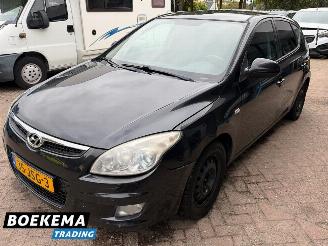 Hyundai I-30 1.6i Dynamic Automaat Clima Elektrische Ramen picture 4