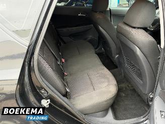 Hyundai I-30 1.6i Dynamic Automaat Clima Elektrische Ramen picture 19