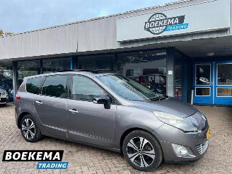 krockskadad bil auto Renault Grand-scenic 2.0 Bose Panorama Camera Navi Cruise Clima 2011/12