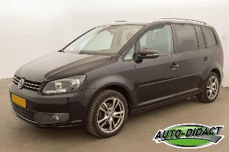 krockskadad bil auto Volkswagen Touran 1.2 TSI Airco 2012/6