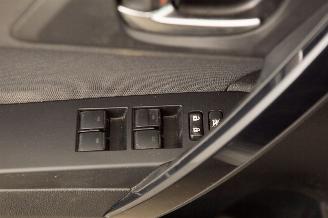 Toyota Auris 1.2 Clima Navi Camera Aspiration picture 17