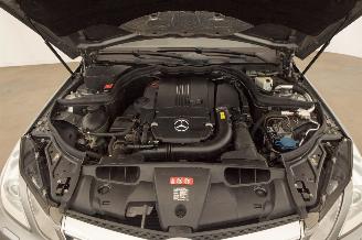 Mercedes E-klasse E200 Coupé Motorschade picture 24