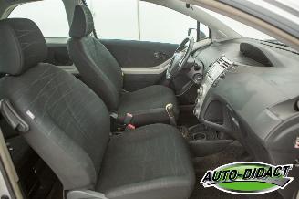 Toyota Yaris 1.0 VVTi + Airco picture 22