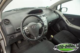 Toyota Yaris 1.0 VVTi + Airco picture 5