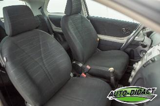 Toyota Yaris 1.0 VVTi + Airco picture 23