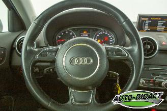 Audi A1 1.0 TFSI Navi picture 17
