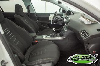 Peugeot 308 1.6 THP Allure Pano Clima Navi picture 18