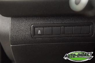 Peugeot 308 1.6 THP Allure Pano Clima Navi picture 12