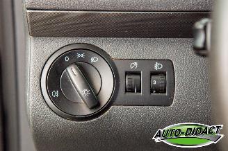 Volkswagen Touran 1.9 TDI Clima Navi picture 13