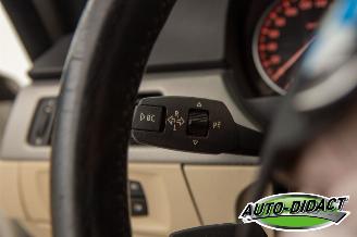 BMW 3-serie 318i Cabrio Clima Navi Leder picture 16