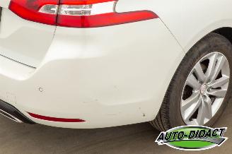 Peugeot 308 1.2 PureTech Clima Navi Pano Camera Blue Lease Executive picture 35