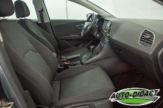 Seat Leon 2.0 TDI Automaat Clima Navi Camera picture 19
