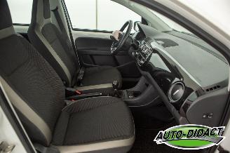 Volkswagen Up! 1.0 high up! Airco BlueMotion picture 16
