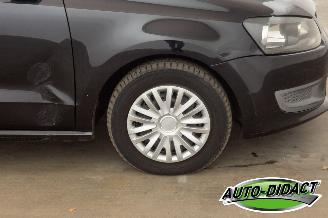 Volkswagen Polo 1.2 Easyline Airco Navi Camera picture 35