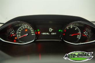 Peugeot 308 1.6 BlueHDi Clima Navi Camera Feline picture 6