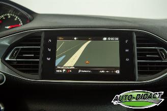 Peugeot 308 1.6 BlueHDi Clima Navi Camera Feline picture 7