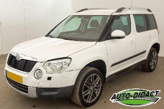 Unfallwagen Skoda Yeti 1.2 TSI Automaat Airco Navi Ambition 2013/2