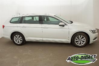 Volkswagen Passat 1.6 TDI Automaat Clima Navi Comfortline Business picture 36