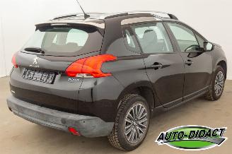 Peugeot 2008 1.2 Active 118.099 km Navi Airco picture 4