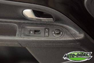 Volkswagen Up! 1.0 high up! Airco Stoelverwarming picture 9
