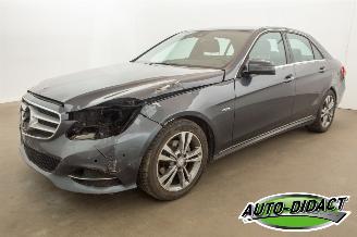 Schadeauto Mercedes E-klasse E200 - Automaat - Navi - Leder 2017/2