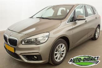 damaged passenger cars BMW 2-serie 216i Active Tourer Navi Clima Centennial High Executive 2016/6