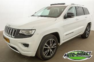Schadeauto Jeep Grand-cherokee 3.0 CRD 184kW Automaat Pano Navi Camera Leder  Overland 2016/5