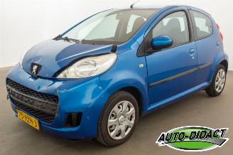 Schadeauto Peugeot 107 1.0-12V Airco Sublime 2009/4