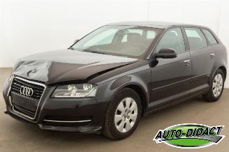 Damaged car Audi A3 1.6 TDI Leder Clima Attraction 2012/5