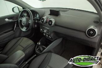 Audi A1 1.0 TFSI Airco picture 18