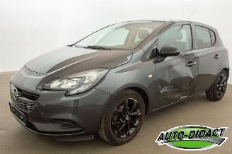 uszkodzony samochody osobowe Opel Corsa 1.4 Airco Navi Black Edition 2018/4