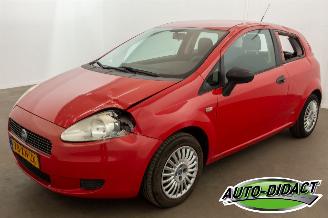 krockskadad bil auto Fiat Grande Punto 1.2 Active Airco 2007/8