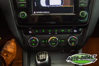 Skoda Octavia 1.6 TDI Navi Clima Greentec Ambition picture 11
