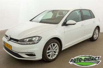 Schadeauto Volkswagen Golf 1.0 TSI Navi Camera Clima Comfortline 2018/6