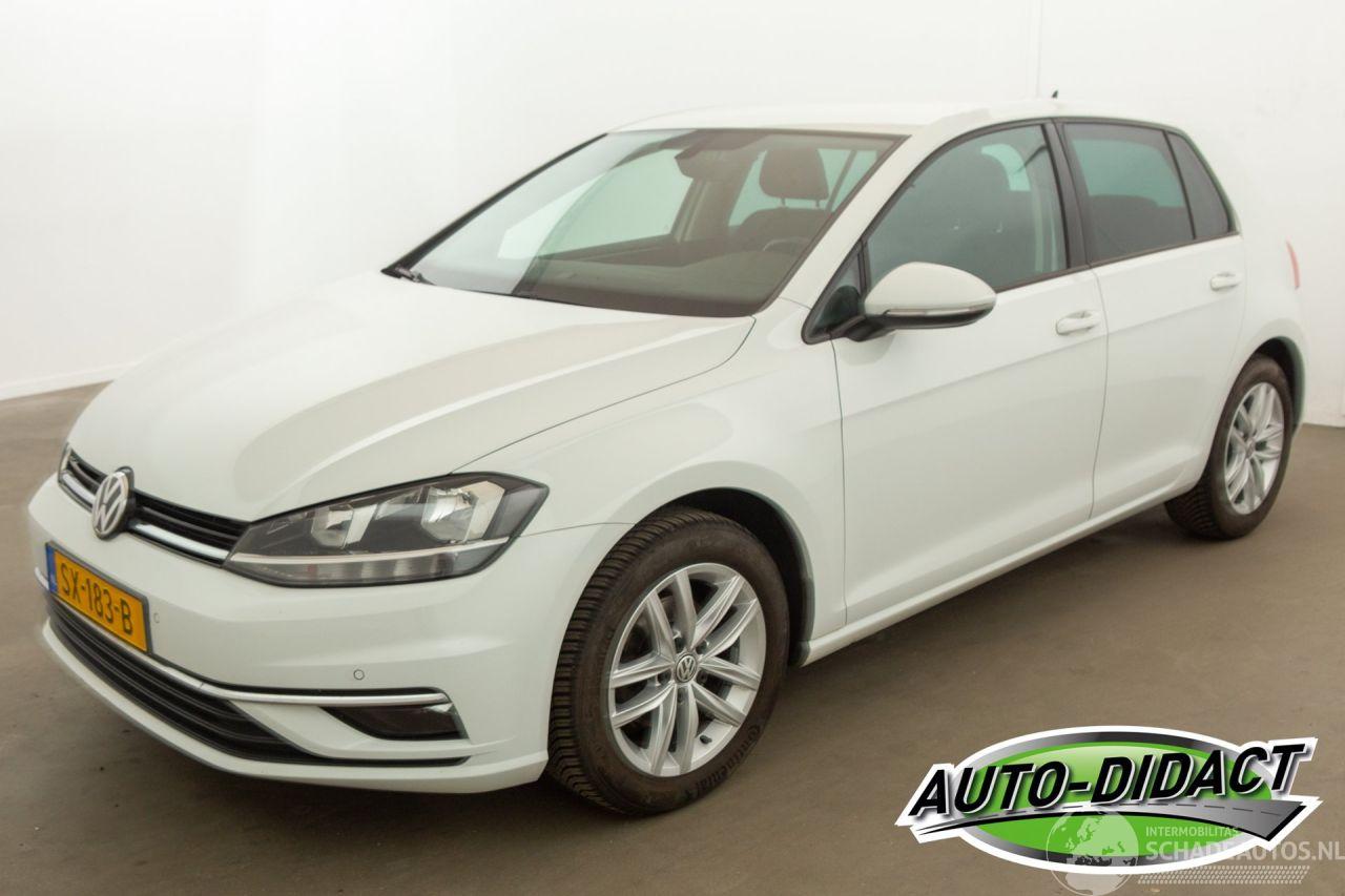 Volkswagen Golf 1.0 TSI Navi Camera Clima Comfortline
