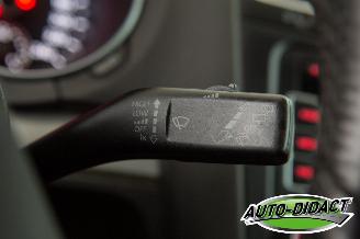 Volkswagen Golf 1.6 TDI Automaat Clima Highline picture 17