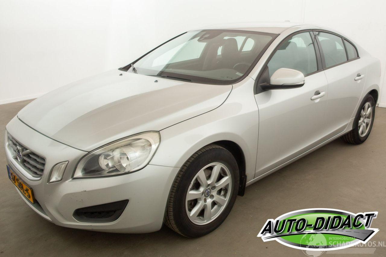 Volvo S-60 1.6 T4 Automaat Navi Clima