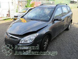 Sloopauto Hyundai I-30 i30 Crosswagon (WWH) Combi 1.6 CVVT 16V (G4FC-G) [93kW]  (02-2008/06-2=
012) 2009