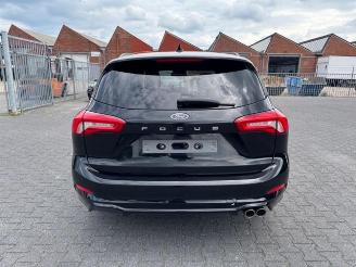 Ford Focus Turnier ST-Line Autom / LED picture 6